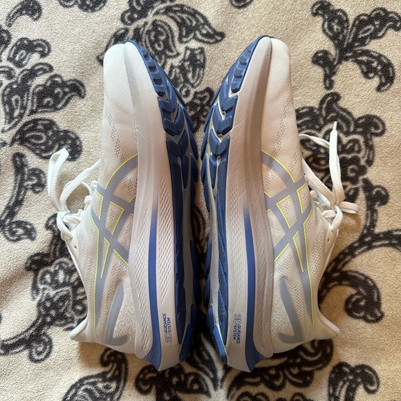 White and Blue Running Shoes - Picture 1 of 6